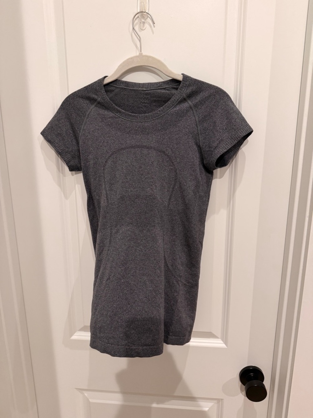 lululemon athletica Women's Short Sleeve Tee in Dark Gray